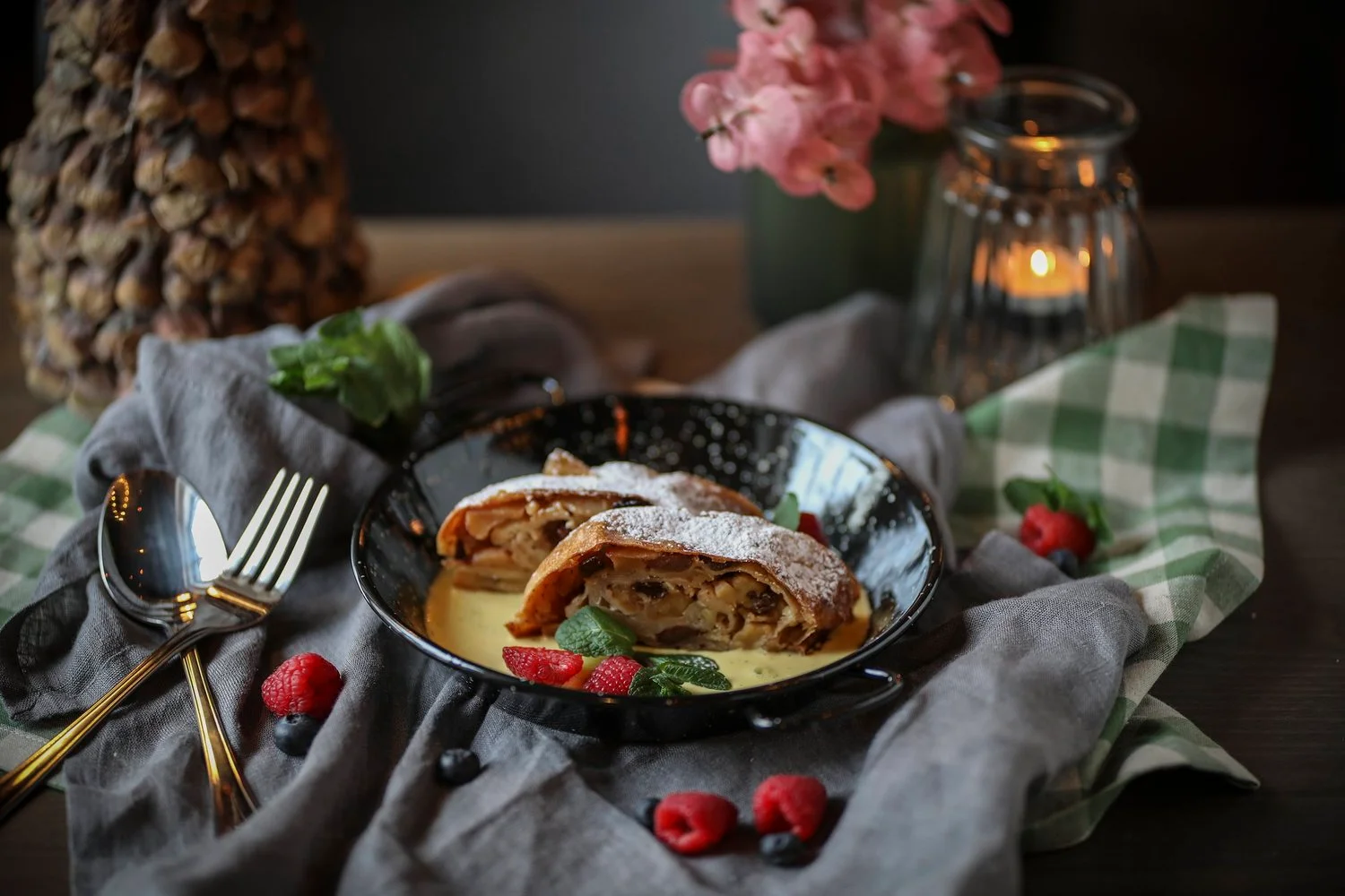 Spätzle, Røsti & Varm Apfelstrudel